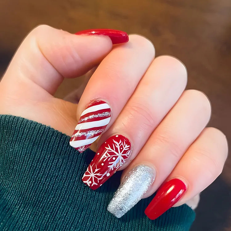 Press-On Nail Art Set